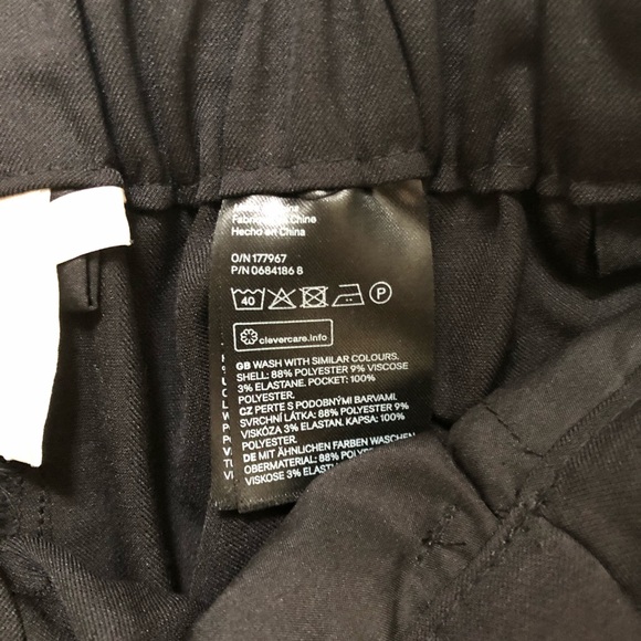 H&M Tie Waist Paperbag Pants | 4 - Picture 5 of 7